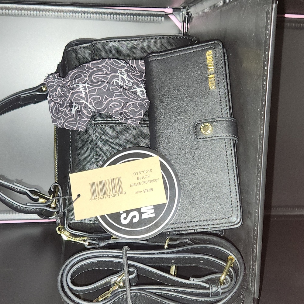 (Make offer) Steve Madden small crossbody come with matching wallet  NWT